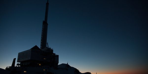 La tour TDF au crépuscule.